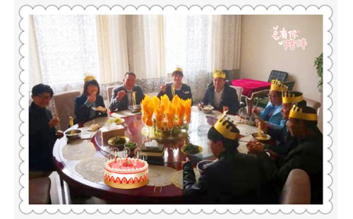 歡聚一堂，喜氣洋洋送祝福